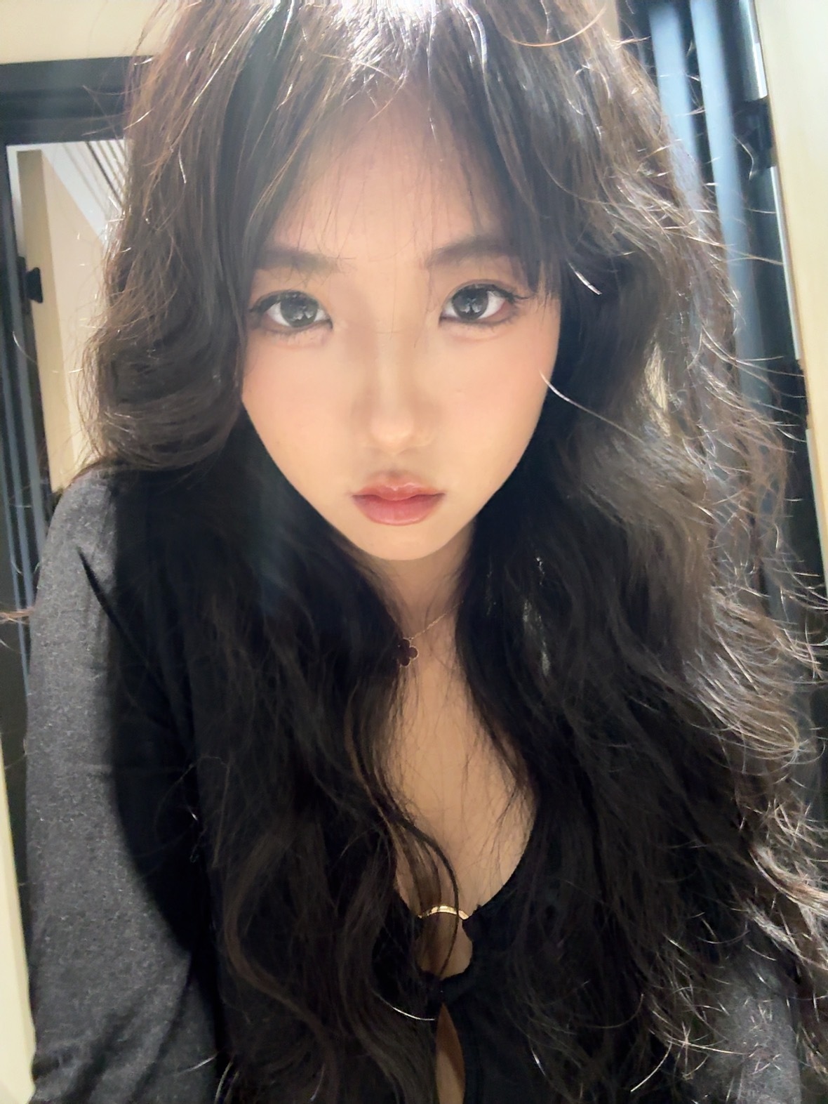 71f0f0b9gy1i0z7b62bskj20ws17o12s.jpg